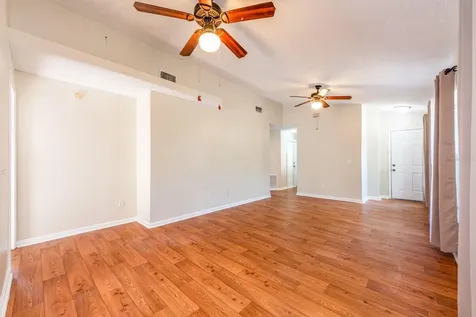 9812 Violet Drive Orlando FL 32824