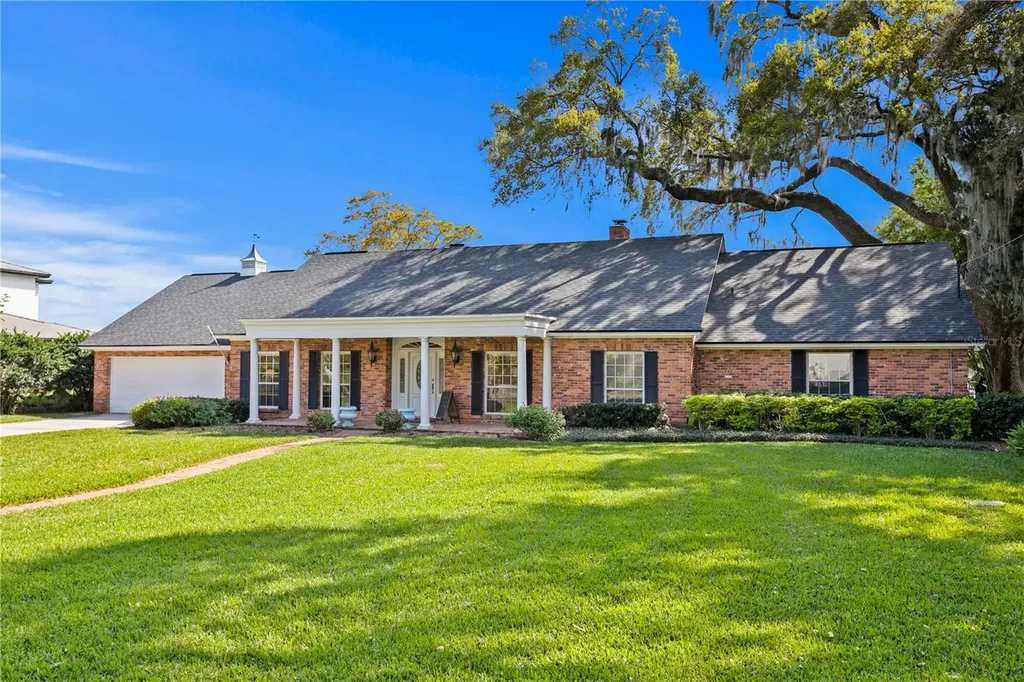 10104 White Trout Lane Tampa FL 33618