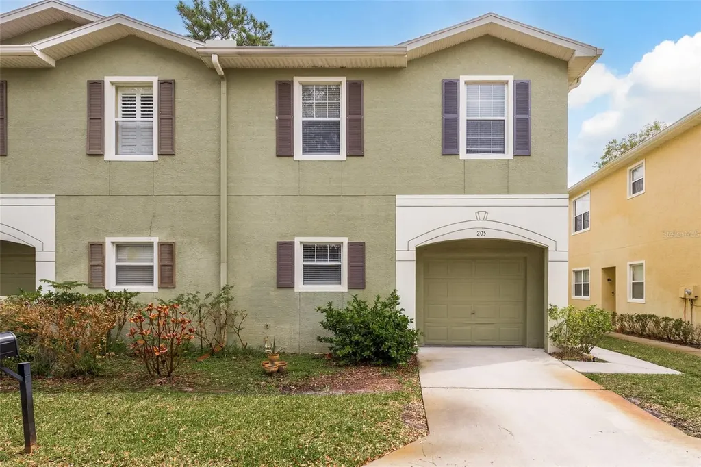 205 Ashley Court Dunedin FL 34698