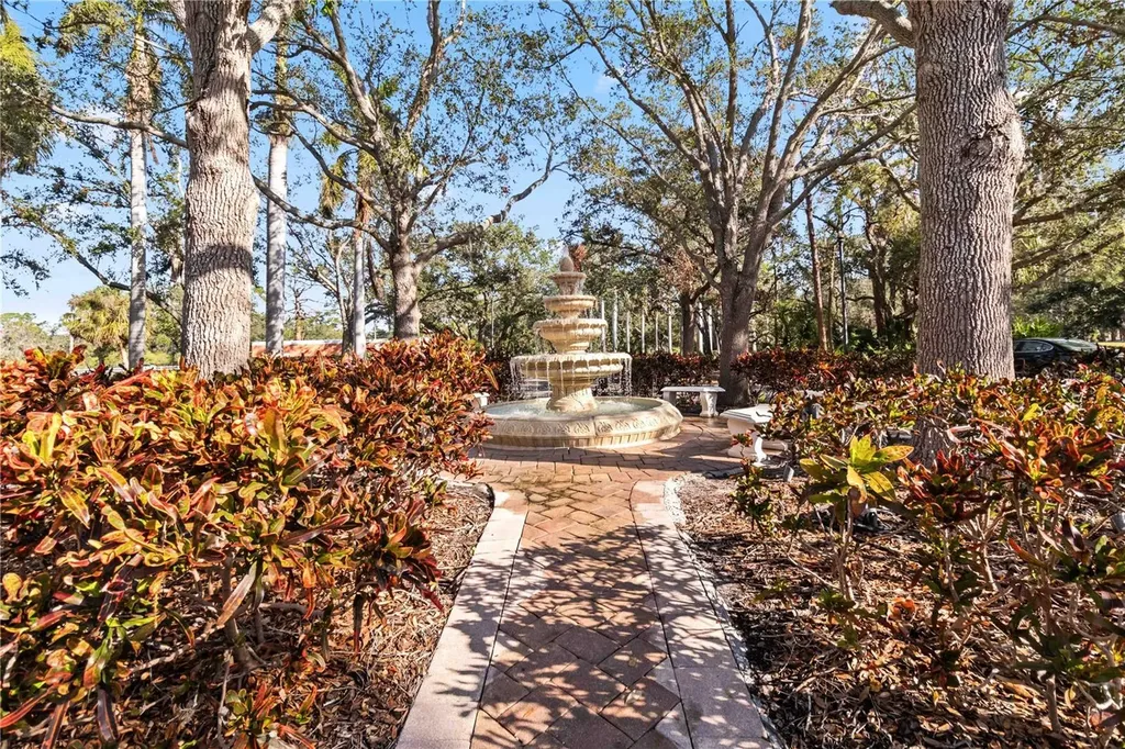 4166 Central Sarasota Parkway Sarasota FL 34238