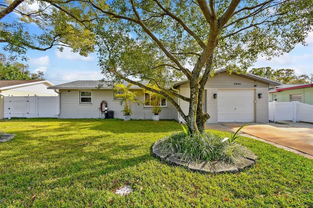 5600 90th Avenue N Pinellas Park FL 33782