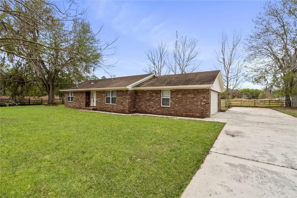 21600 NW 41st Avenue Lawtey FL 32058