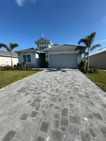10051 Rembrandt Way Bradenton FL 34212