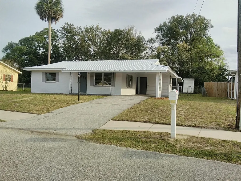 610 Dixson Street Orange City FL 32763