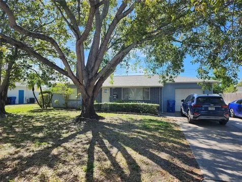 6310 Orchard Drive N St Petersburg FL 33702