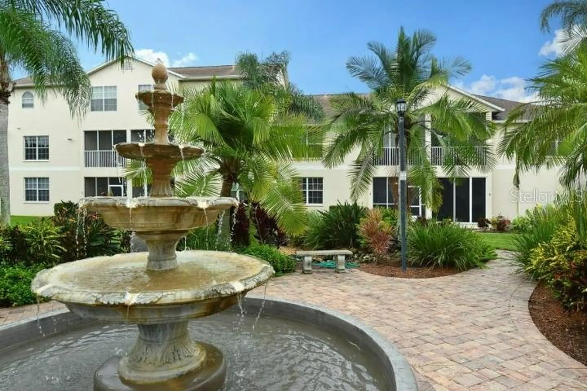 8389 Wingate Drive Sarasota FL 34238
