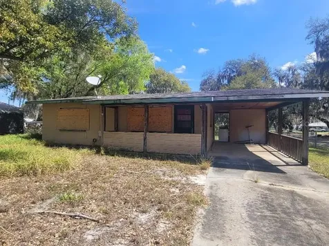 302 Woodham Avenue Frostproof FL 33843