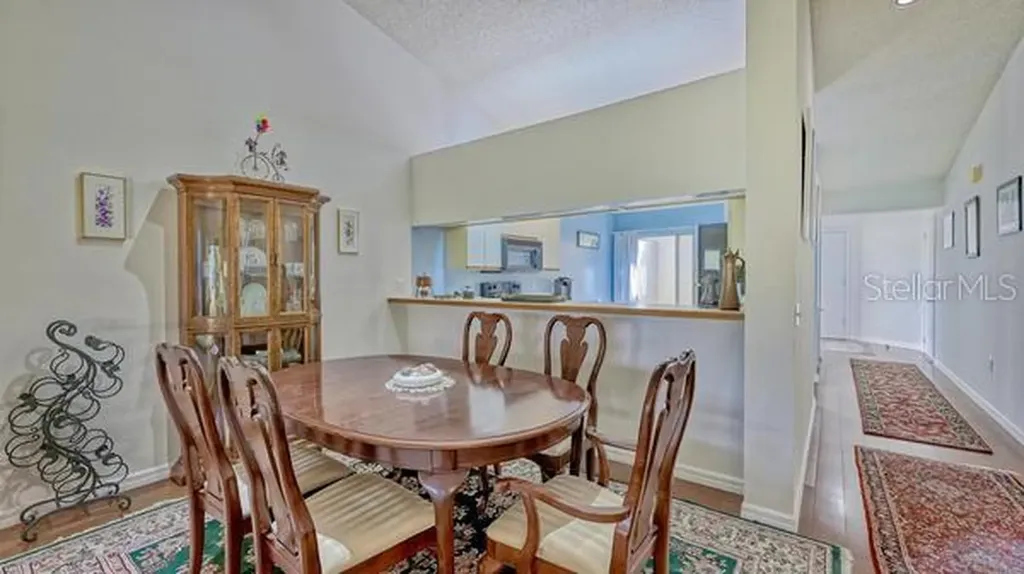 5905 Doral Drive Sarasota FL 34243