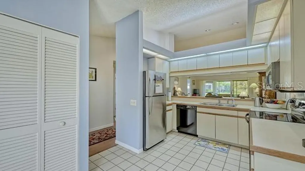 5905 Doral Drive Sarasota FL 34243