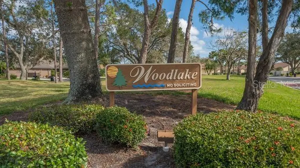 5905 Doral Drive Sarasota FL 34243