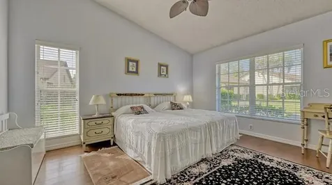 5905 Doral Drive Sarasota FL 34243