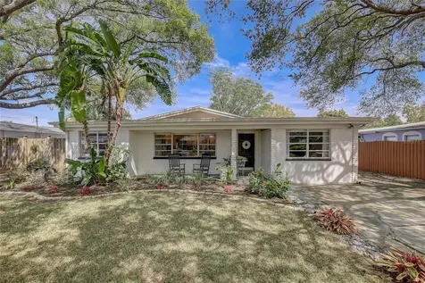 2909 W Rogers Avenue Tampa FL 33611