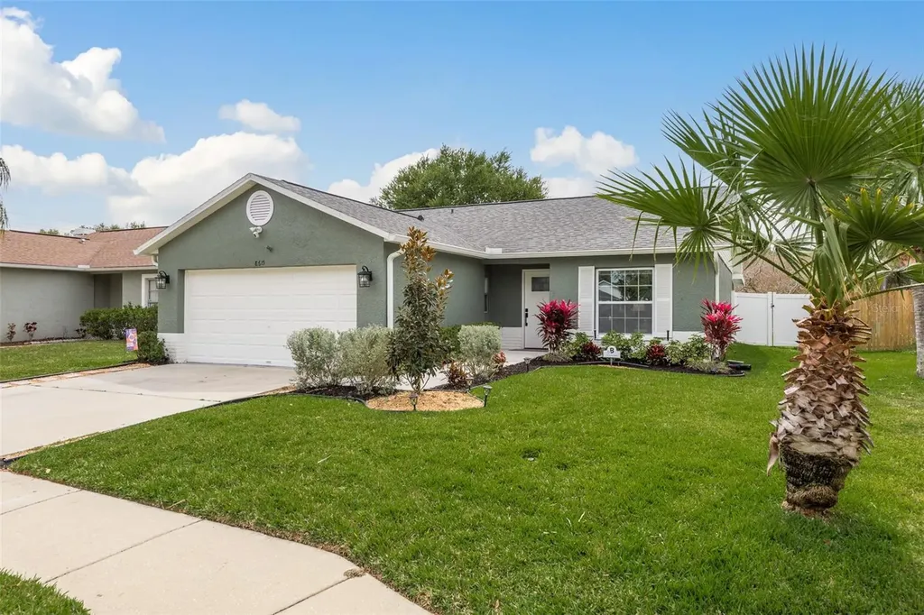 8615 Huntfield Street Tampa FL 33635