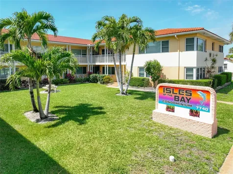 7740 Boca Ciega Drive St Pete Beach FL 33706
