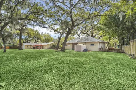 581 Woodlawn Terrace Kissimmee FL 34744