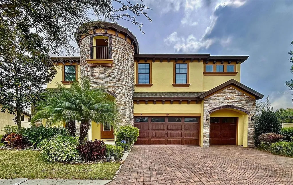 915 Floresta Street Brandon FL 33511