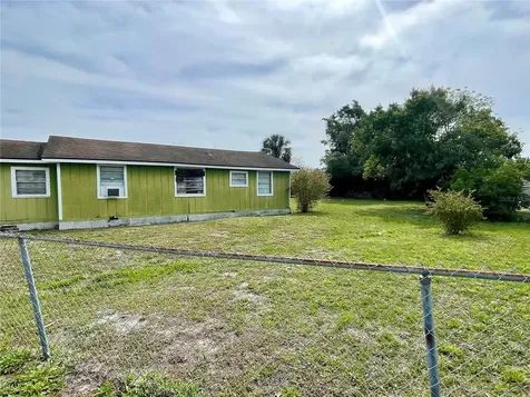 107 11th Street Court W Palmetto FL 34221