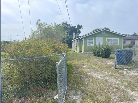 107 11th Street Court W Palmetto FL 34221