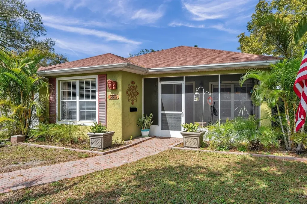 3801 4th Avenue N St Petersburg FL 33713