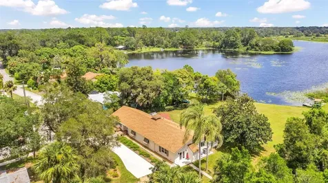 307 N Blue Lake Terrace Deland FL 32724
