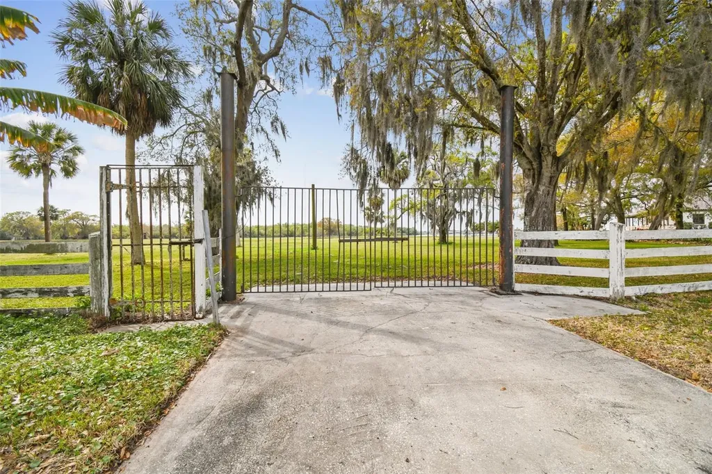 Kibler Lane Holiday FL 34691