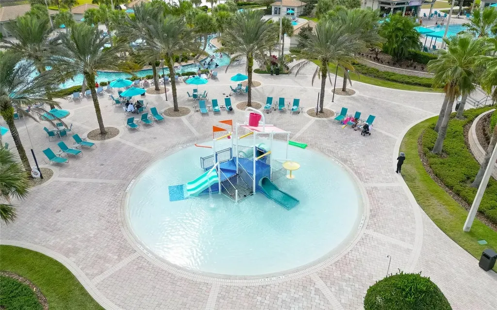 815 Ocean Course Avenue Davenport FL 33896