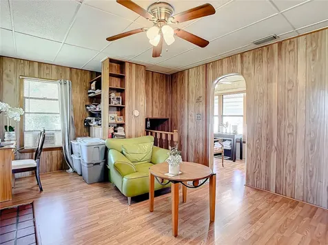 113 Leon Avenue Deland FL 32720