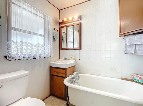 113 Leon Avenue Deland FL 32720