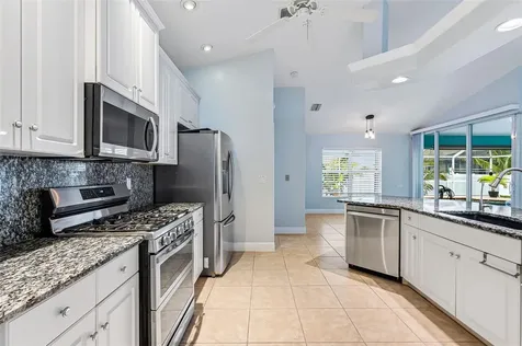232 NW 25th Place Cape Coral FL 33993