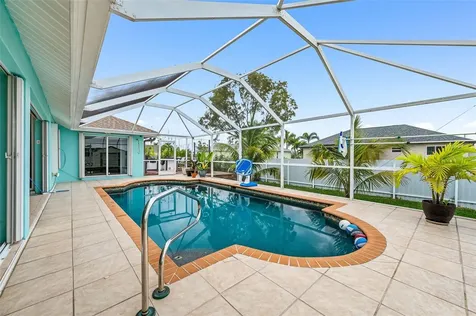232 NW 25th Place Cape Coral FL 33993