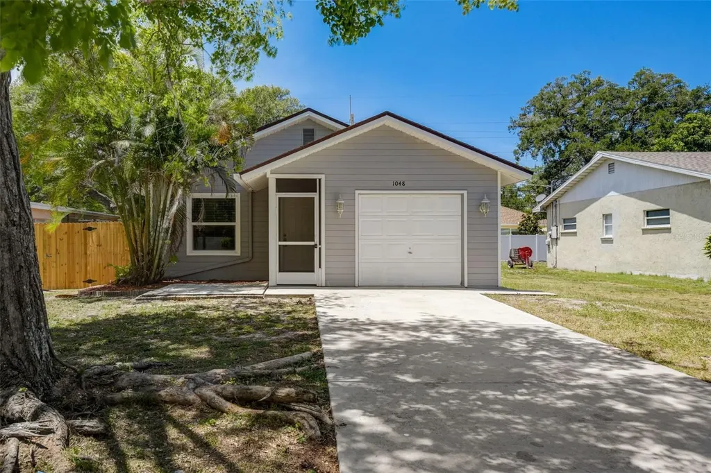 1048 S Allendale Avenue Sarasota FL 34237