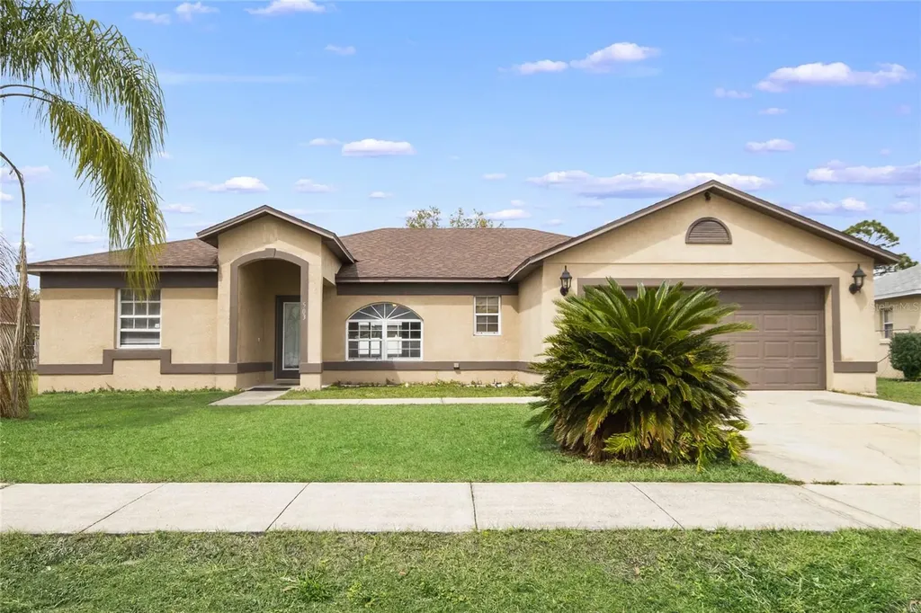 503 Pine Top Place Kissimmee FL 34758