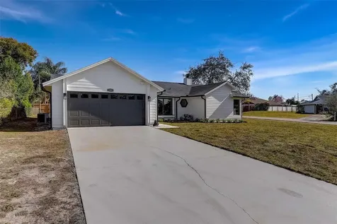 3253 Buckland Street Deltona FL 32738