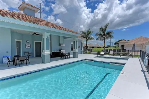 1308 Calle Grand Street Bradenton FL 34209