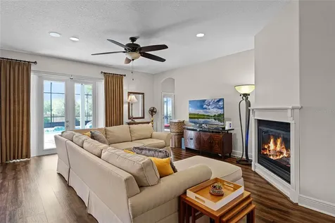 818 Arbormoor Place Lake Mary FL 32746