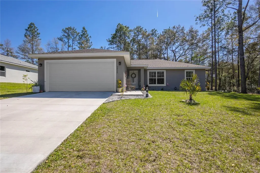 1028 W Geneva Place Citrus Springs FL 34434