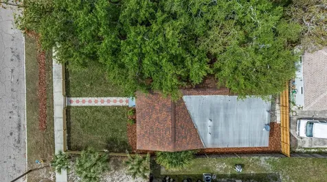 459 41st Avenue S St Petersburg FL 33705