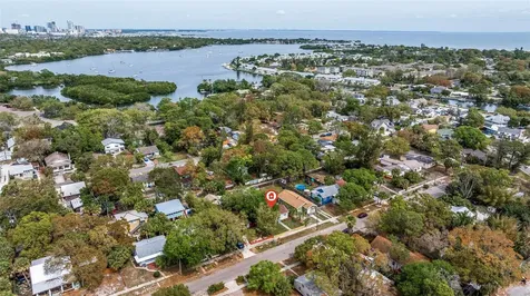 459 41st Avenue S St Petersburg FL 33705