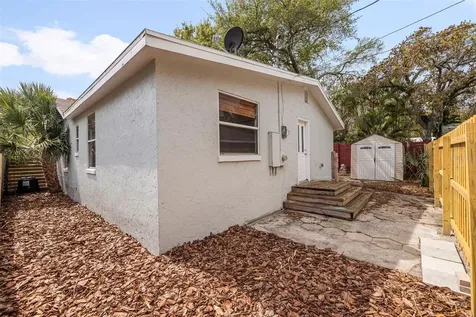 459 41st Avenue S St Petersburg FL 33705