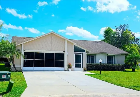 1845 Tamarac Court Wesley Chapel FL 33543