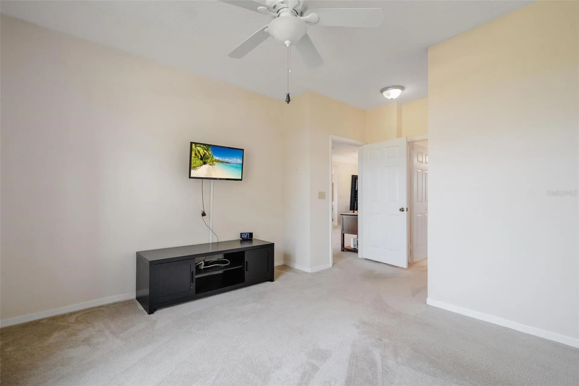 11490 Villa Grand Fort Myers FL 33913