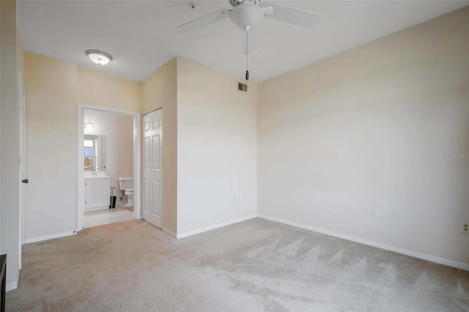 11490 Villa Grand Fort Myers FL 33913