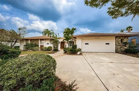 1962 Arvis Circle W Clearwater FL 33764