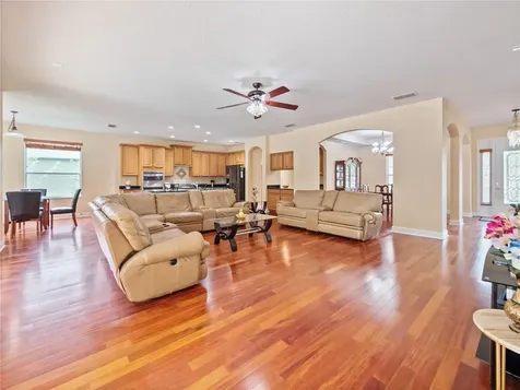 4342 Raywood Ash Court Oviedo FL 32766
