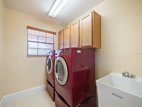 4342 Raywood Ash Court Oviedo FL 32766