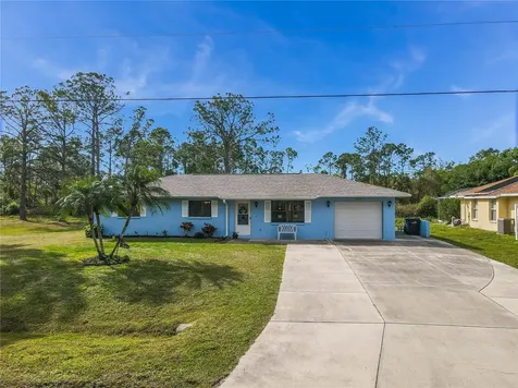 4661 Flint Drive North Port FL 34286