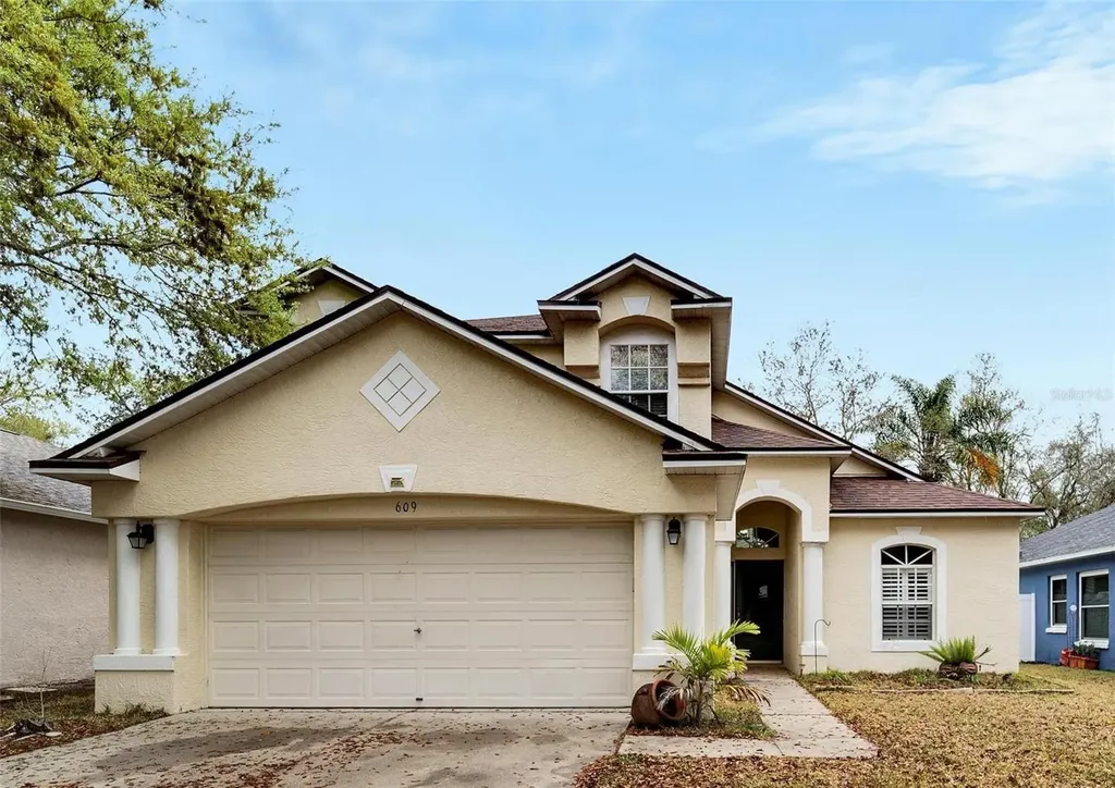 609 Somerstone Drive Valrico FL 33594