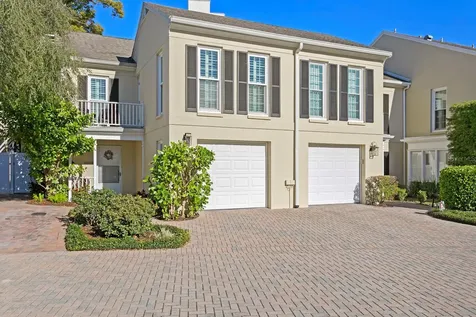 3528 Village Way Tampa FL 33629