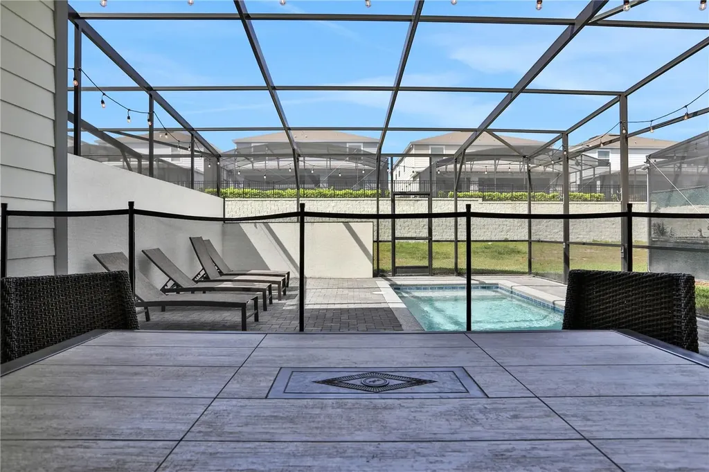 900 Paradise Drive Davenport FL 33897