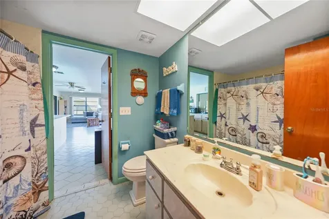 1419 SE 22nd Street Cape Coral FL 33990